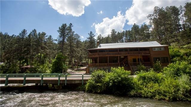 Hisega Lodge