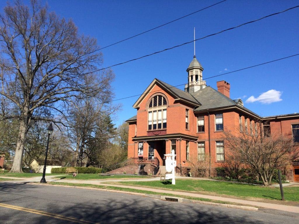 The Keeney Memorial Cultural Center