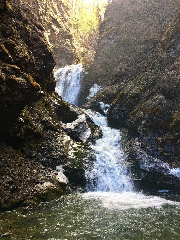 Thunderbird Falls, Anchorage