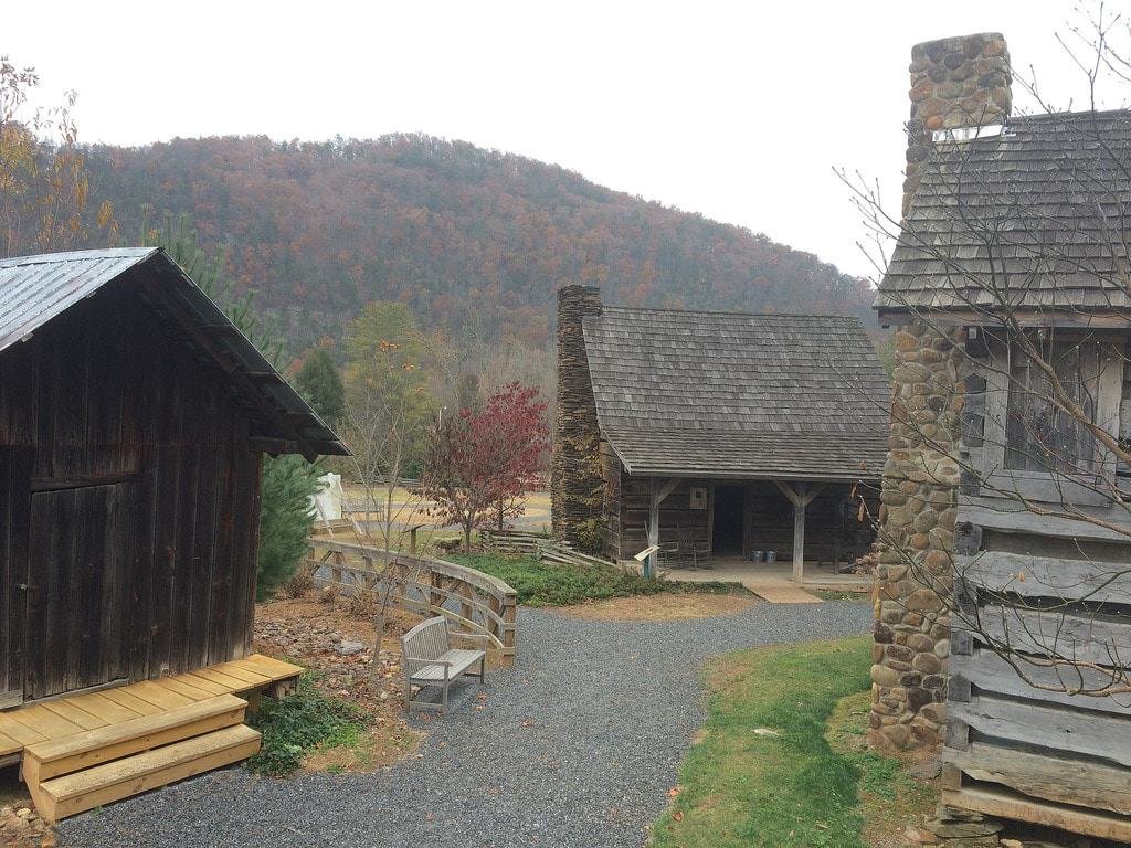 Great Smoky Mountains Heritage Center