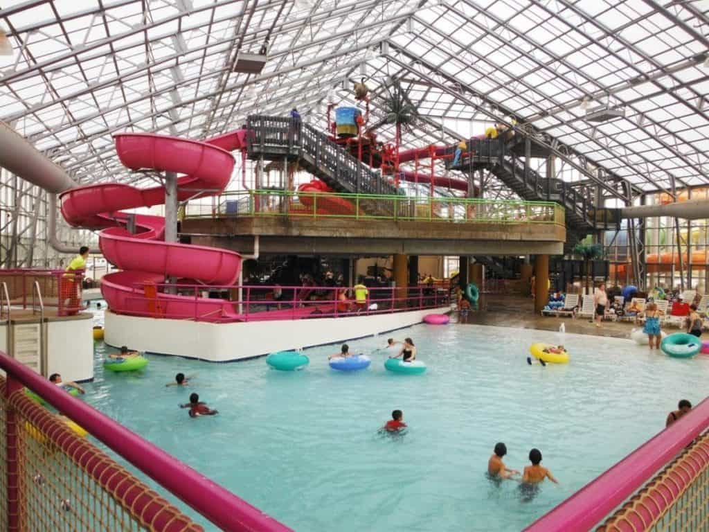 Water-Zoo Indoor Water Park, Clinton