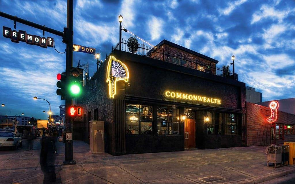 Commonwealth, Vegas