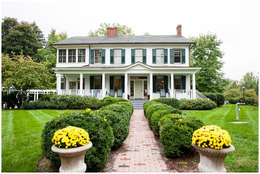 Armour House and Gardens at Meadowview Park