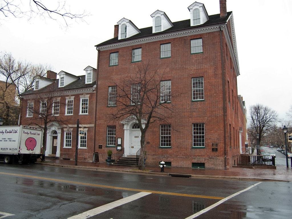 Gadsbyβs Tavern Museum