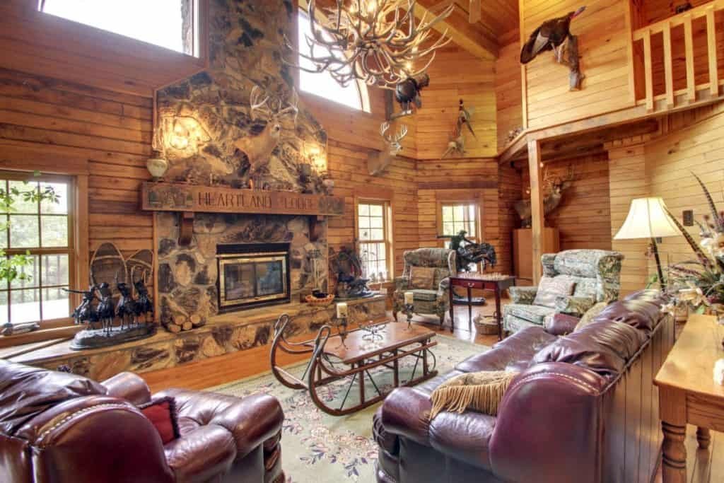 Harpoleβs Heartland Lodge