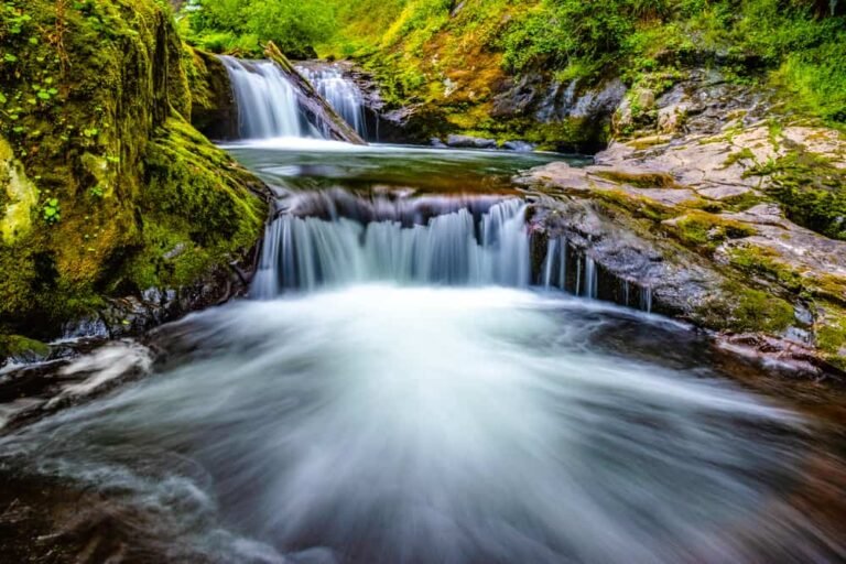 Sweet Creek Falls