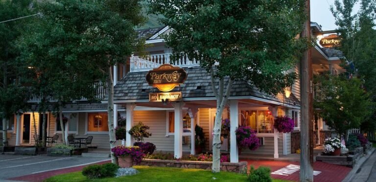 The Parkway Inn