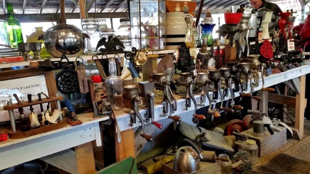 Decker’s Flea Market