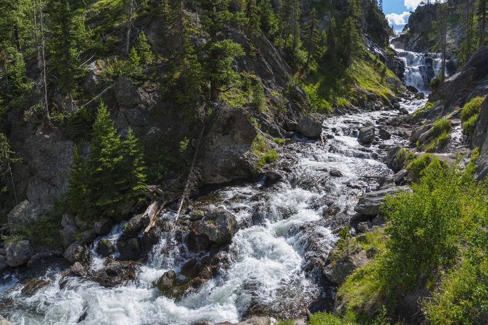 Mystic Falls, Yellowstone