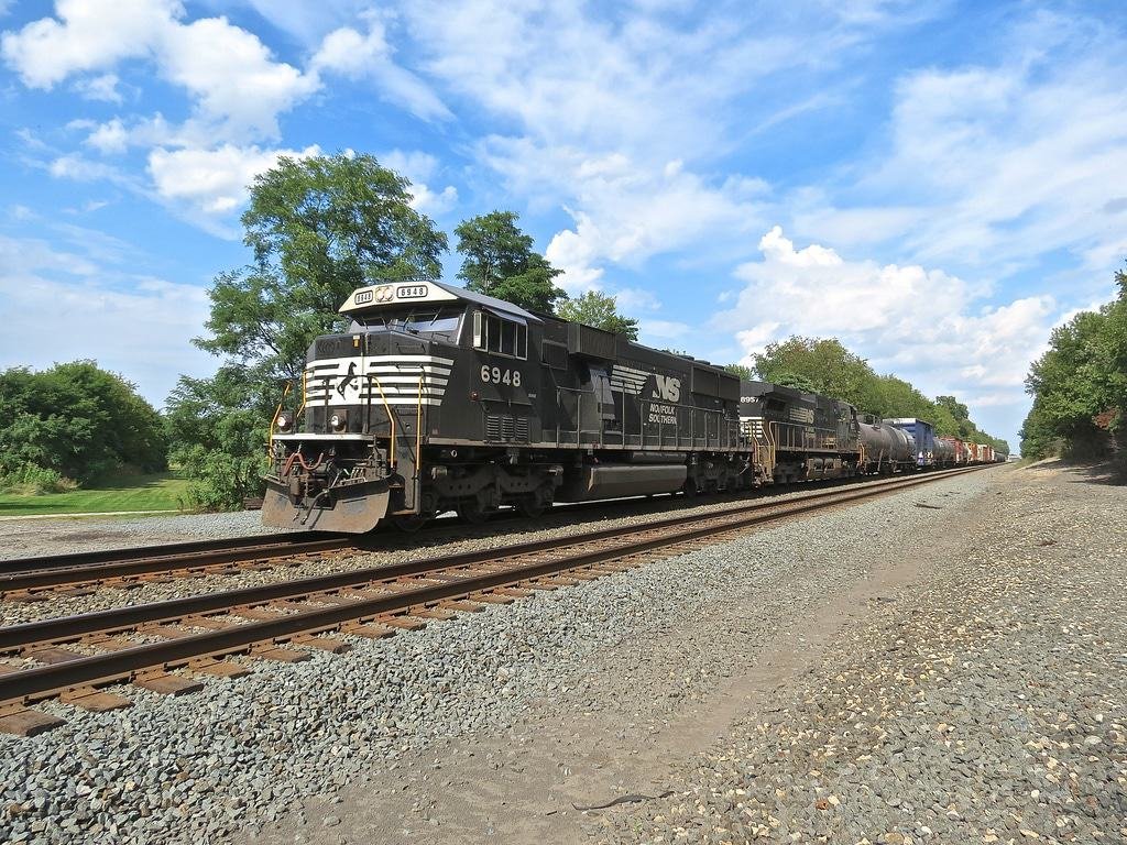 Rolling Prairie, Indiana (Norfolk Southern Chicago Line)