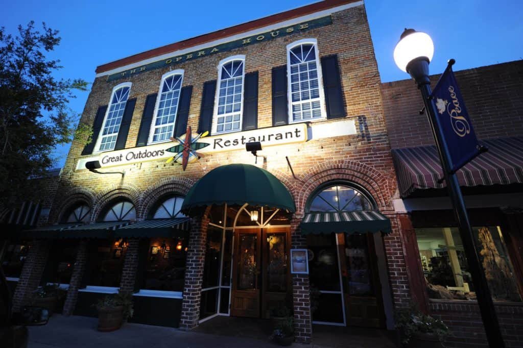 The Great Outdoors Restaurant