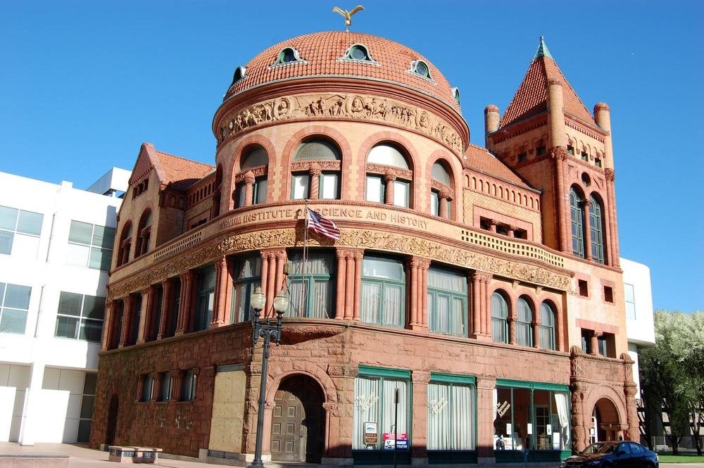 Barnum Museum