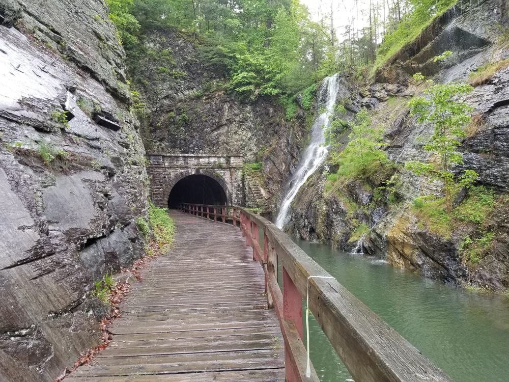 Paw Paw Tunnel, Oldtown