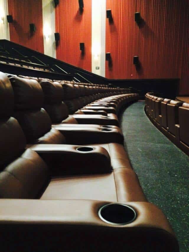 Cinemark North Haven 12