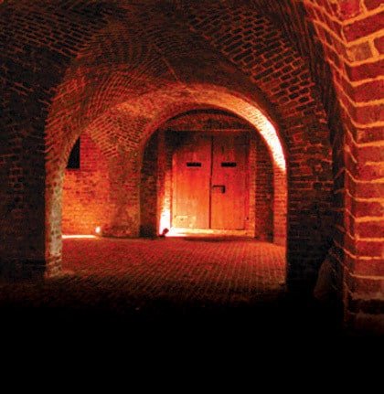 Ghost And Dungeon Walking Tour