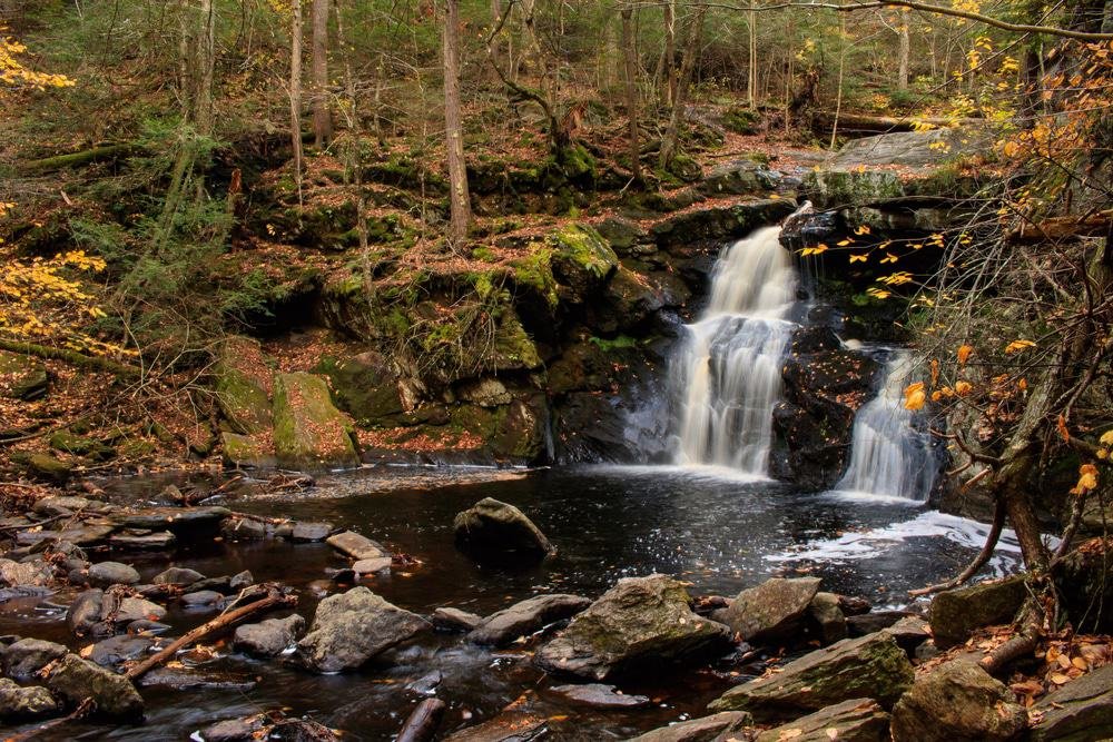 Enders Falls, Connecticut