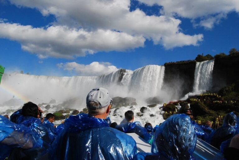 Maid of the Mist Boat Ride