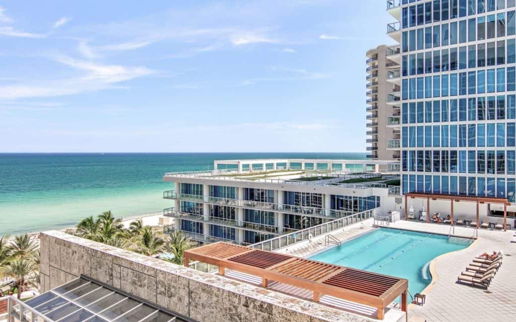 Carillon Miami