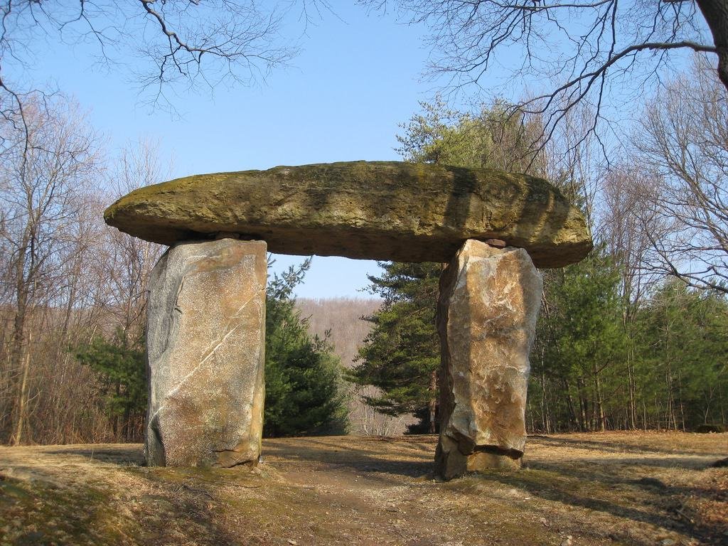 Columcille Megalith Park, Bangor