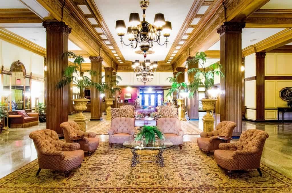 Marcus Whitman Hotel