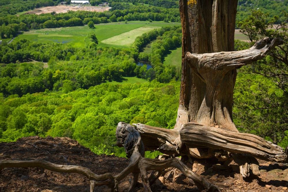 Talcott Mountain State Park
