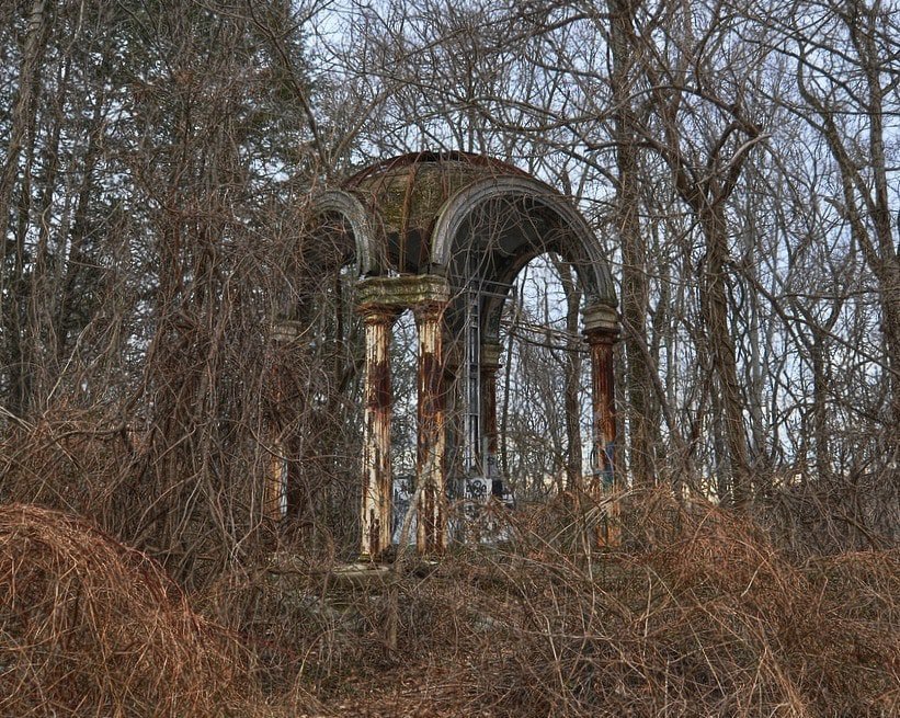 Hell House Altar, Catonsville