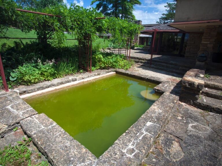 Frank Lloyd Wright's, Spring Green