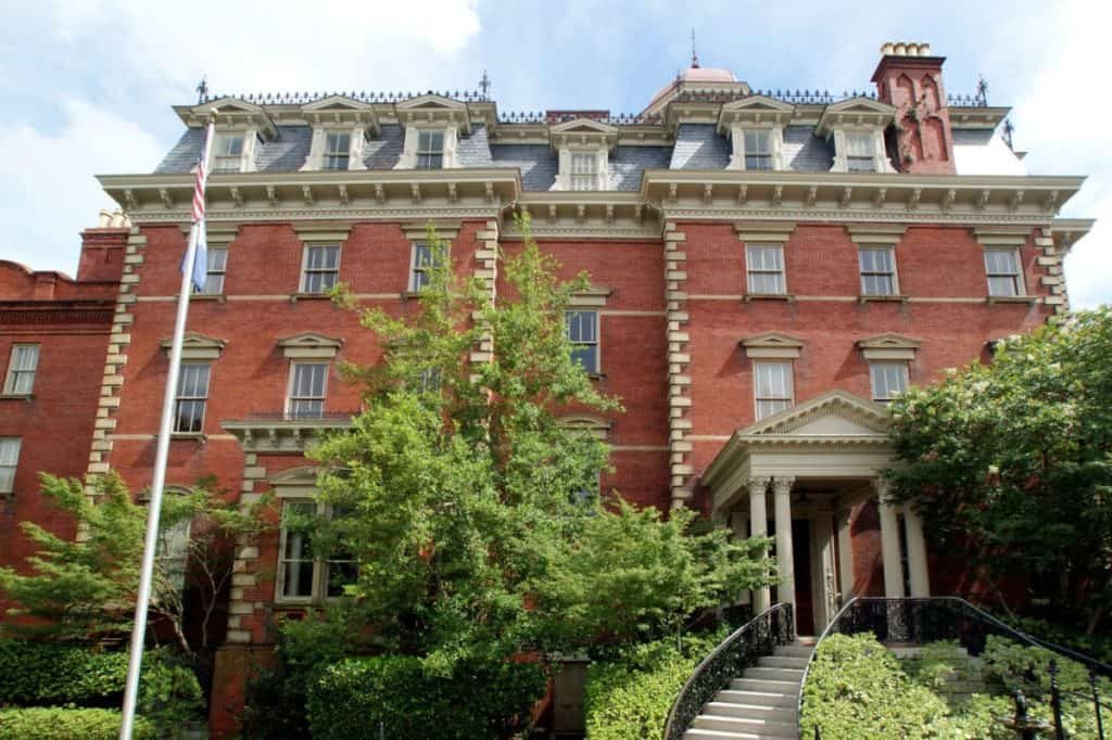Wentworth Mansion