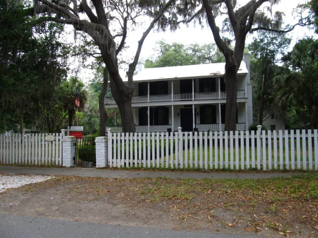 Seven_Oaks.jpg