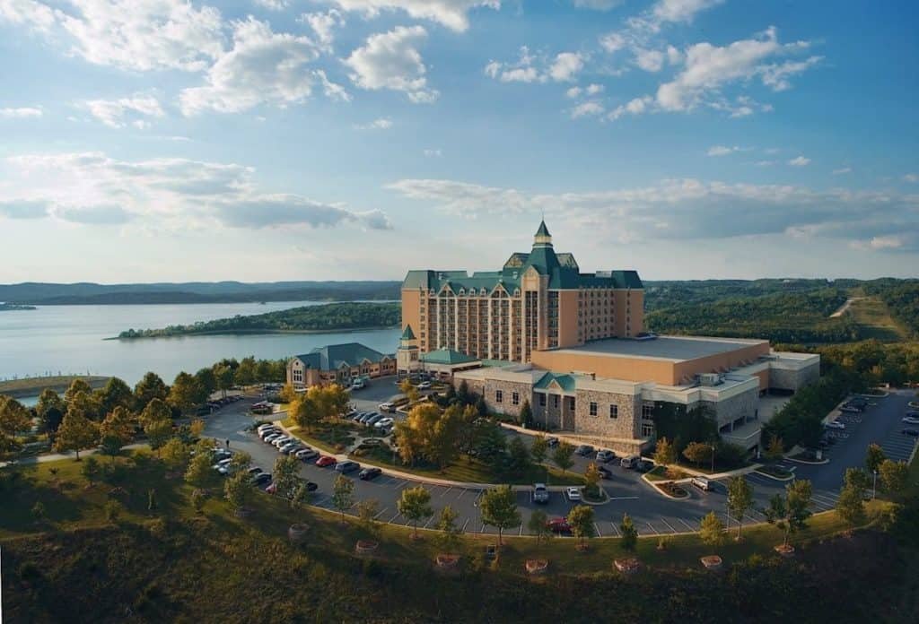 Chateau on the Lake Resort Spa