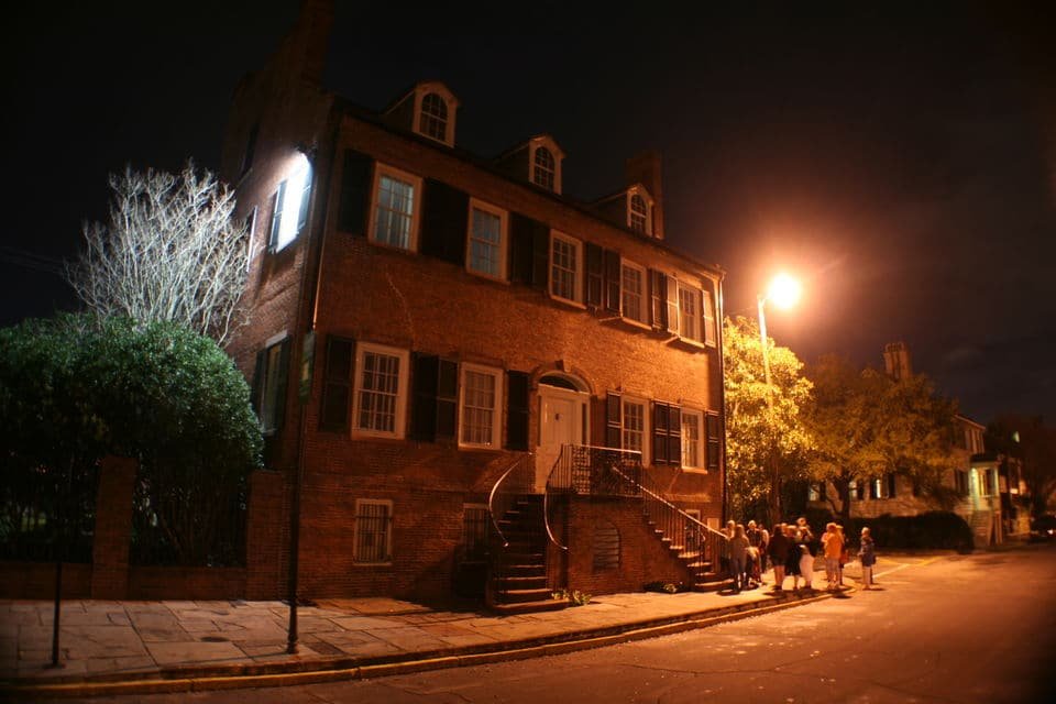 Haunted Savannah Pub Crawl