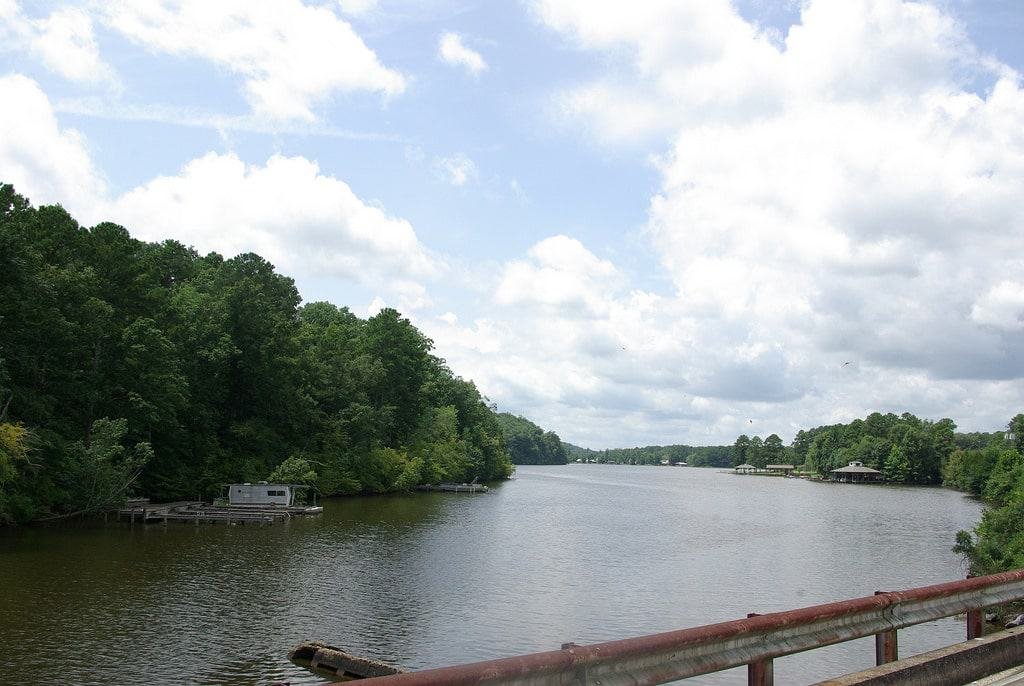 Neely Henry Lake, Alabama
