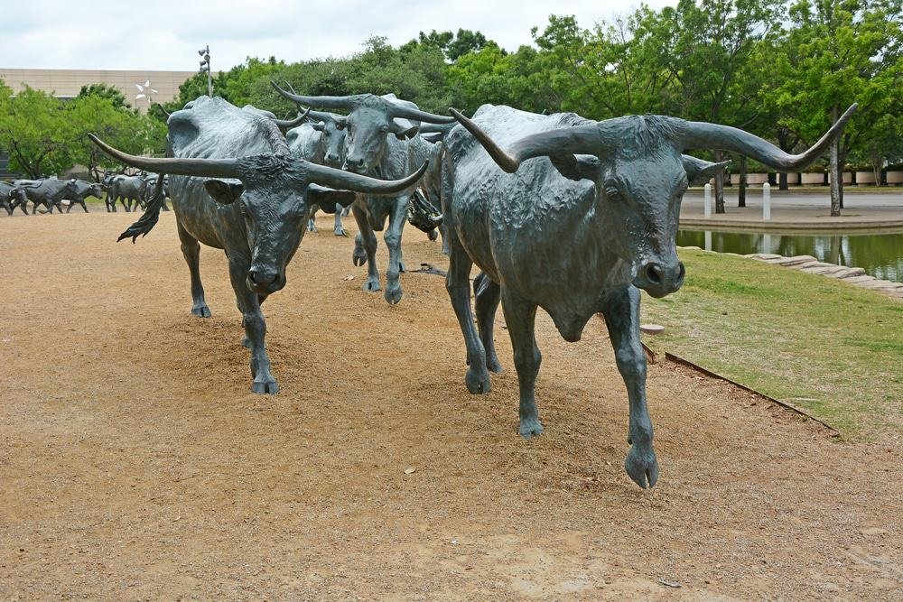 Pioneer Plaza, Dallas