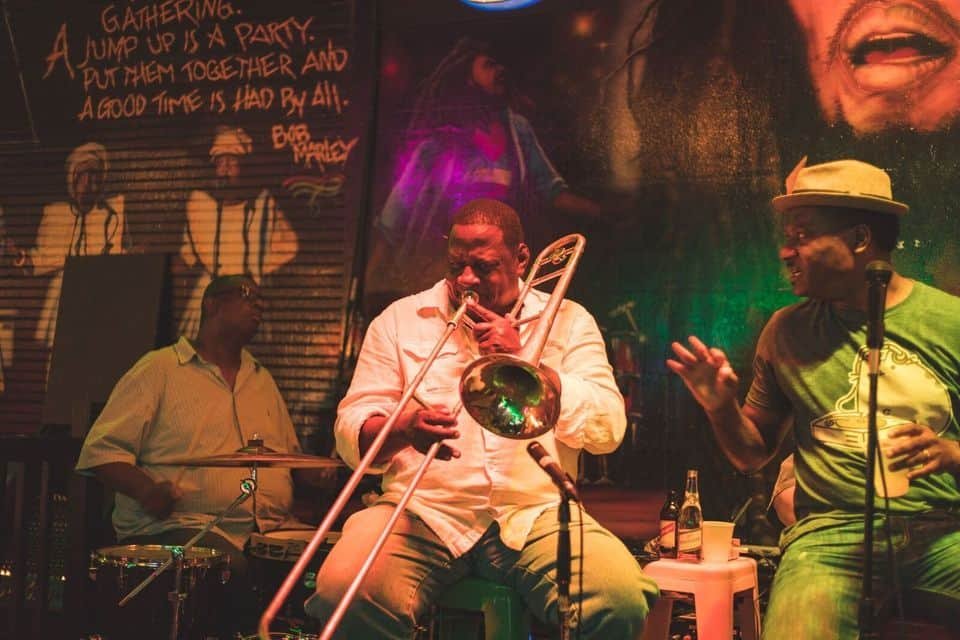 Food, Cocktail And Jazz Tour