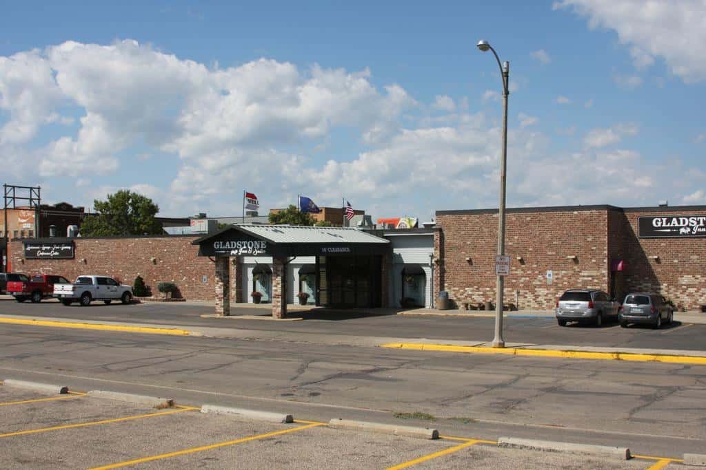 Gladstone Inn And Suites