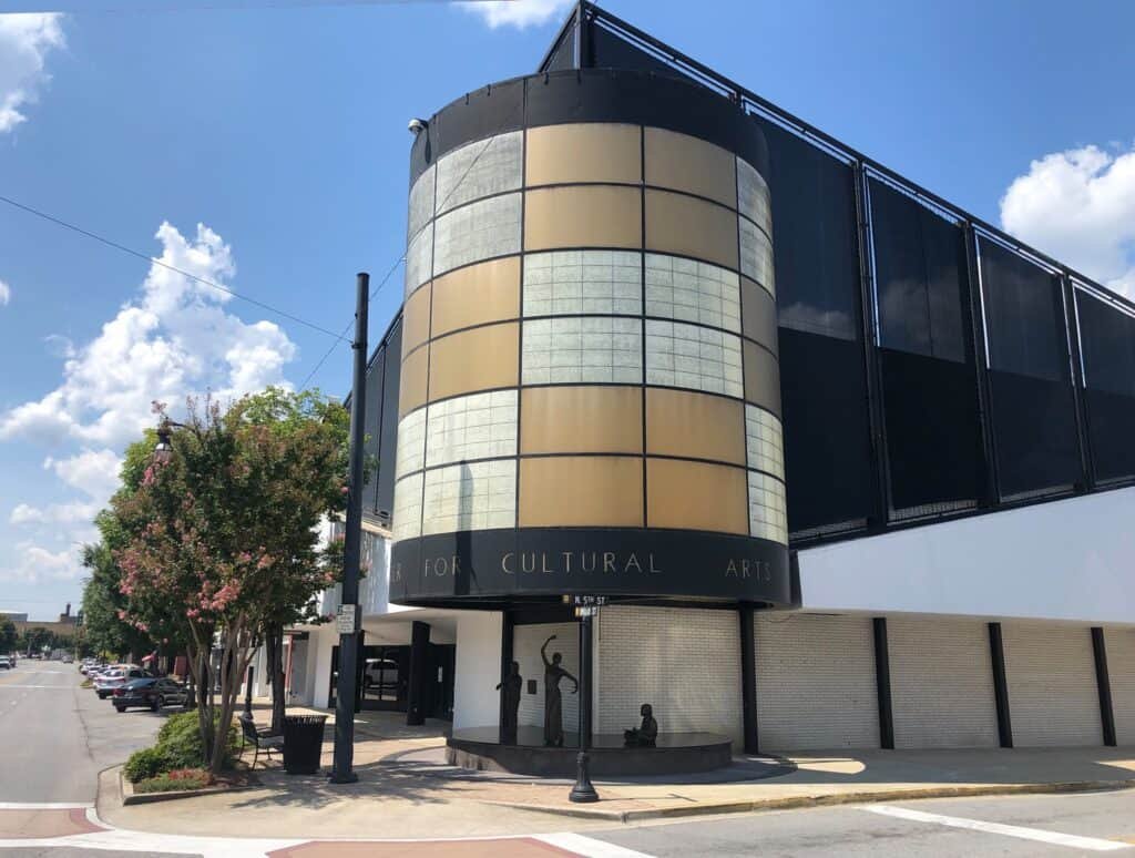 Mary G. Hardin Center for Cultural Arts