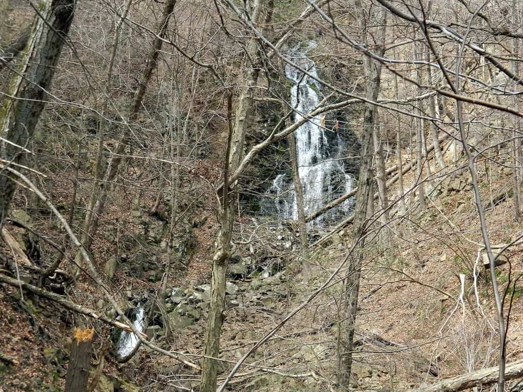 Roaring Brook Falls, Connecticut