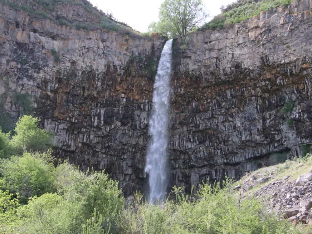Perrine-Coulee Falls
