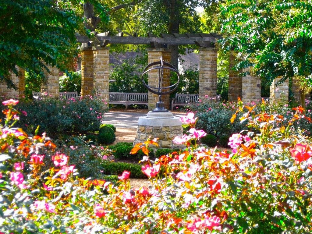 Delano Park in Decatur