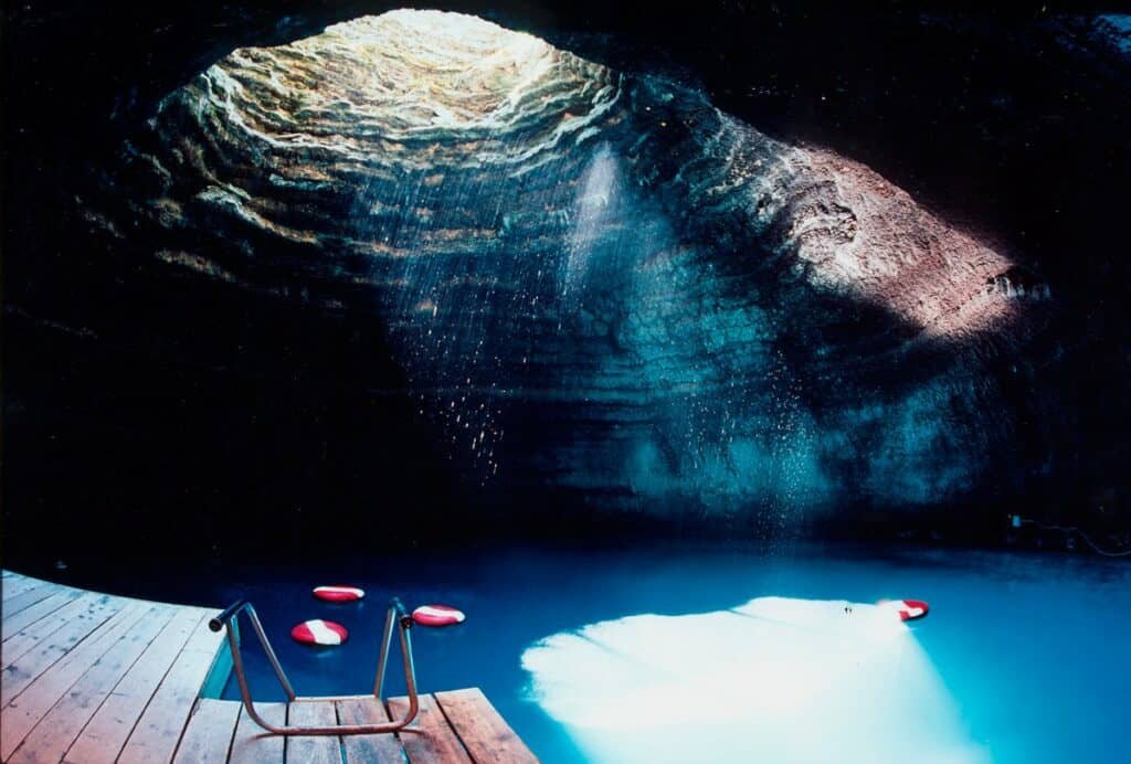 Homestead Crater, Midway