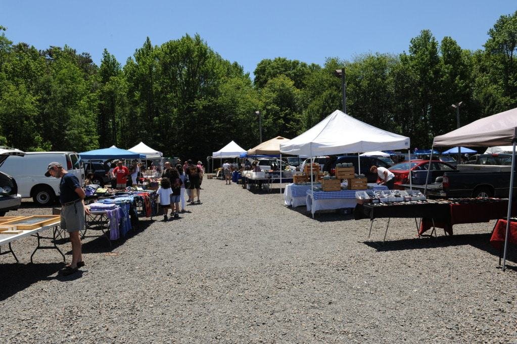 Manahawkin Flea Mart