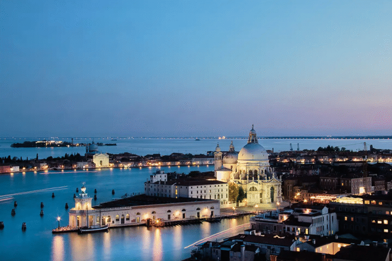 The 13 Ultimate Guide to Venice During Winter Months